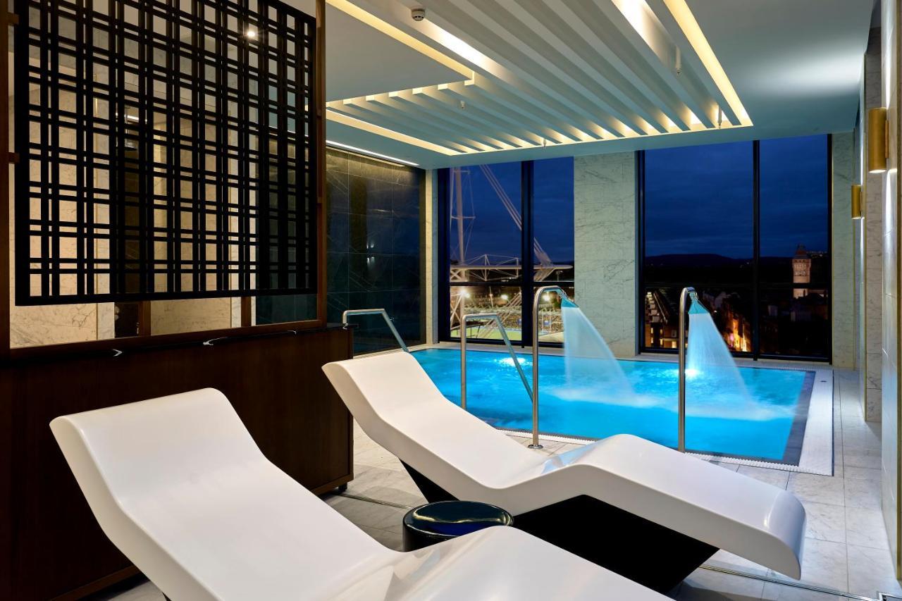 The Parkgate Hotel Кардифф Экстерьер фото