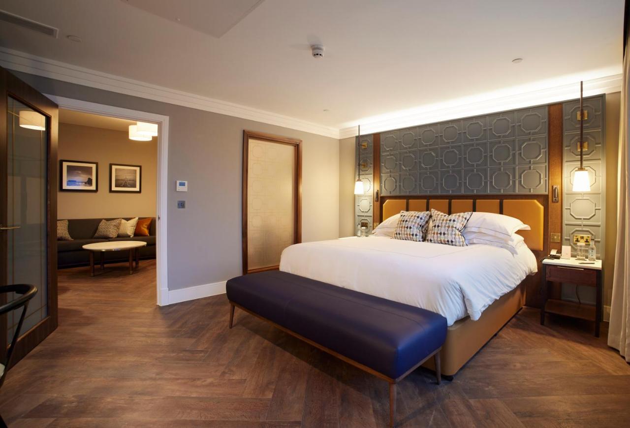 The Parkgate Hotel Кардифф Экстерьер фото
